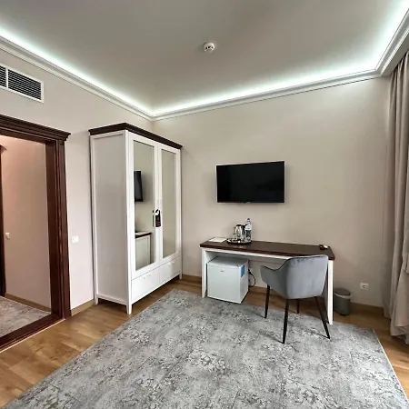 Acaem Hotel