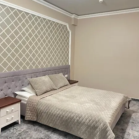 Acaem Hotel *