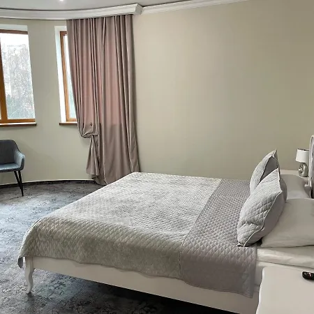 Hotel Acaem *